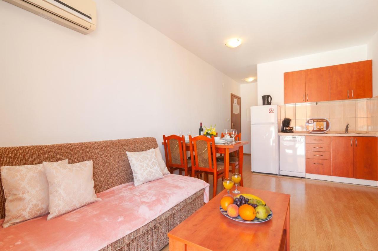 Apartments Island Beat Супетар Экстерьер фото